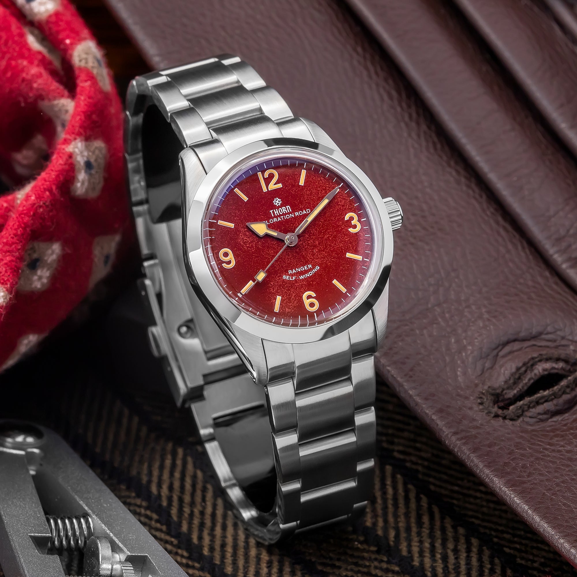 thorn 34mm vintage mechanical watch t003 thorn 34mm vintage mechanical watch t003