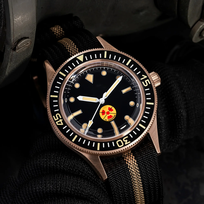 thorn retro 50 fathoms bronze diver watch thorn retro 50 fathoms bronze diver watch
