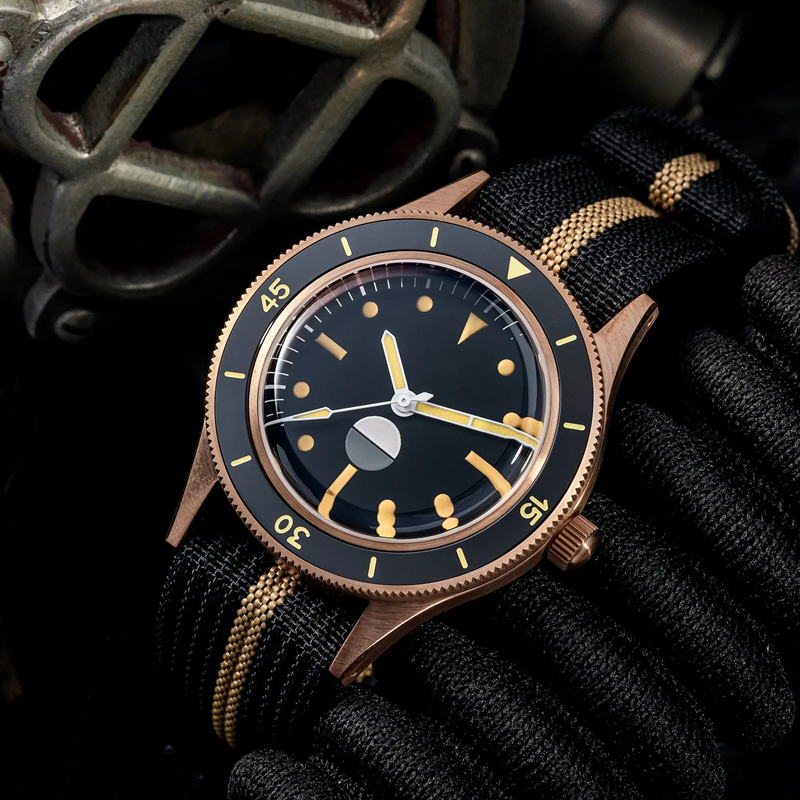thorn retro 50 fathoms bronze diver watch thorn retro 50 fathoms bronze diver watch
