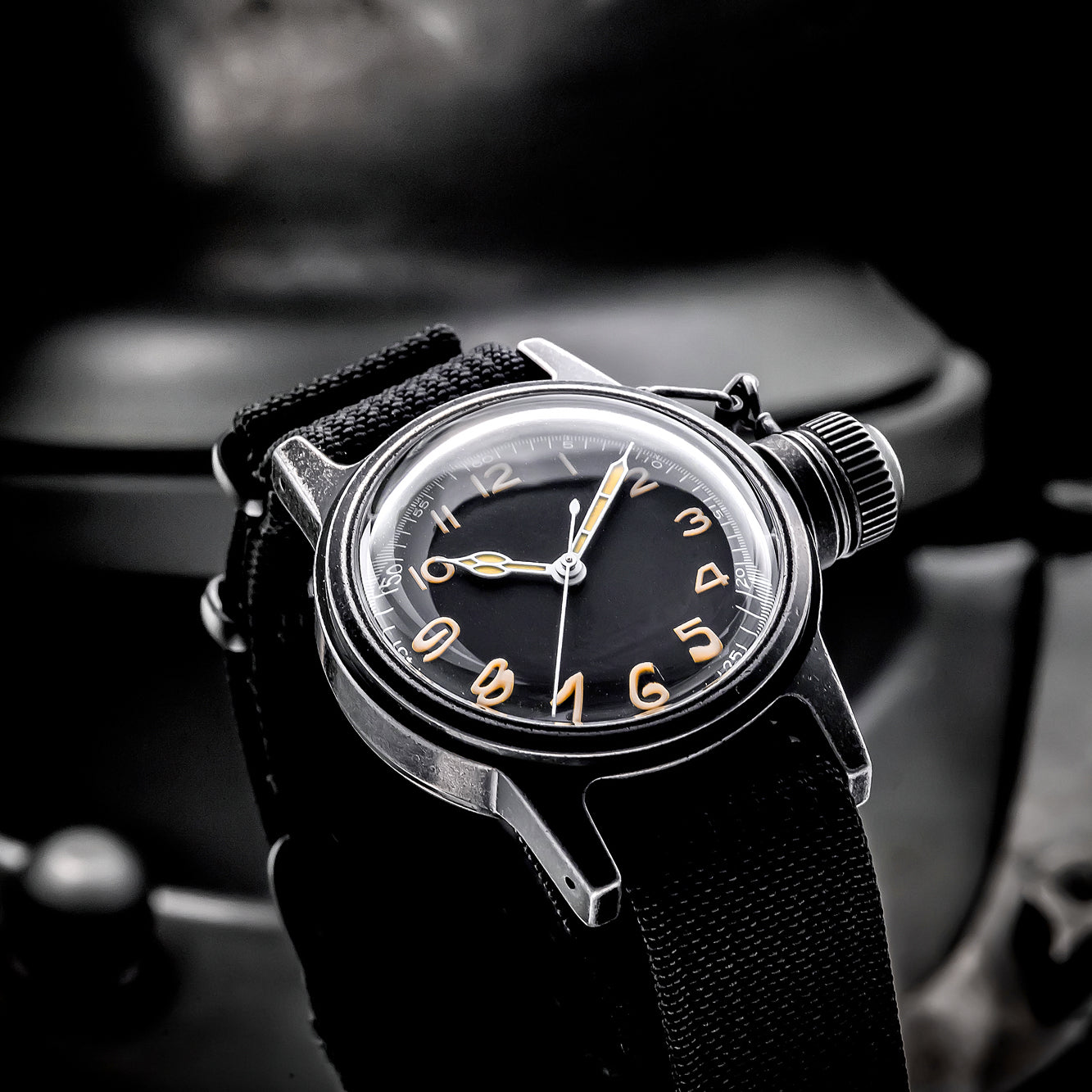 thorn sterile 36mm automatic retro military watch thorn sterile 36mm automatic retro military watch
