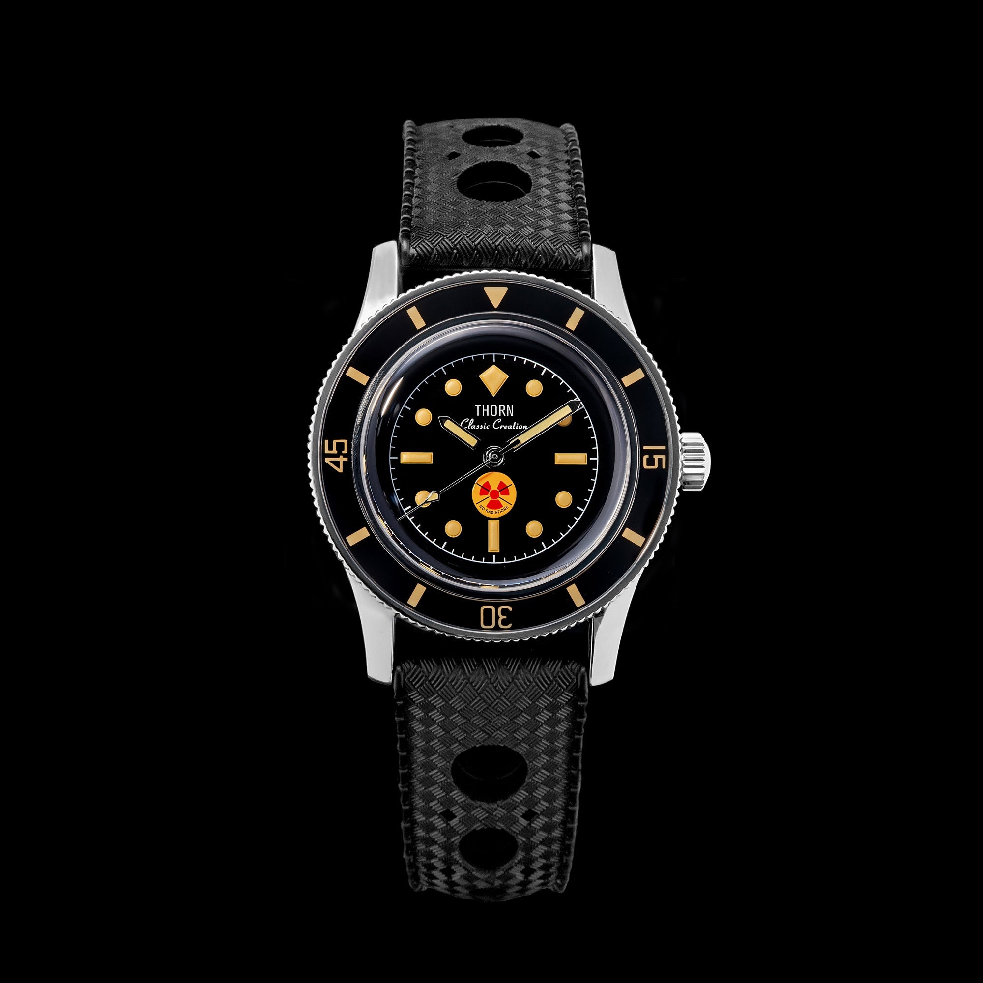 thorn 38mm titanium 50 fathoms dive watch thorn 38mm titanium 50 fathoms dive watch